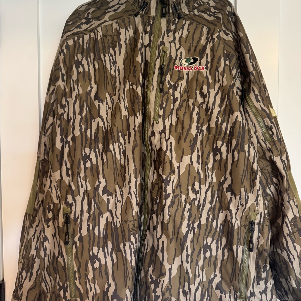 Mossy Oak Sierra 3-N-1 All Season Bottomland Camo Hunting Jacket XXL